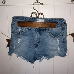 ✨ RSQ Girls size 16 jean shorts ✨